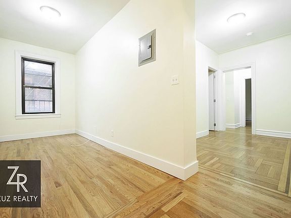 4th image of 221 Linden Blvd APT D20