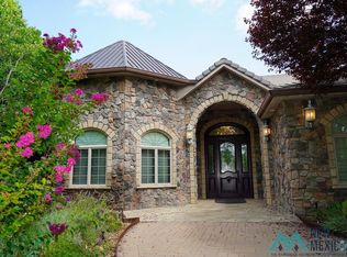 7 Sierra Blanca Cir, Roswell, NM 88201