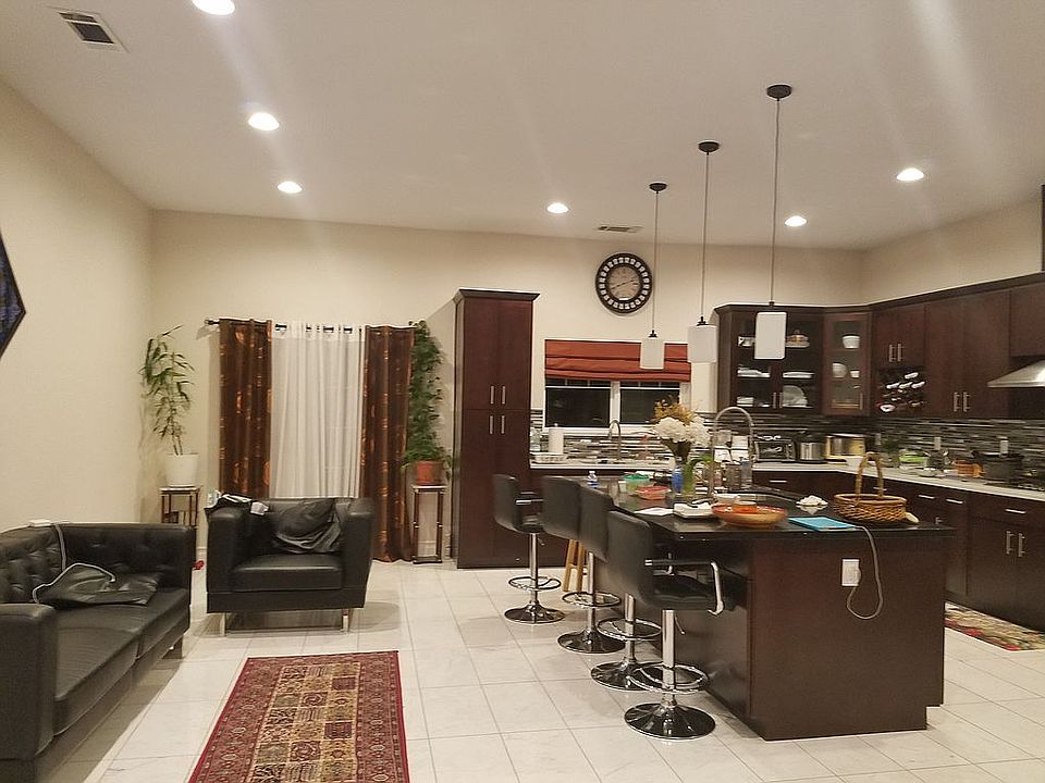 2nd image of 12885 Quito Rd