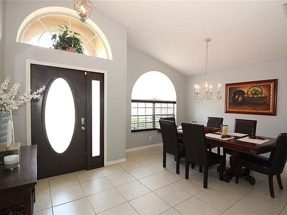 5th image of 309 Oak Springs Dr