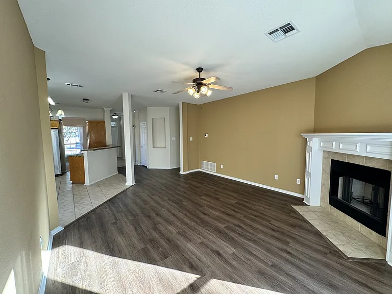 2041 Rain Dance Loop — Photo 49