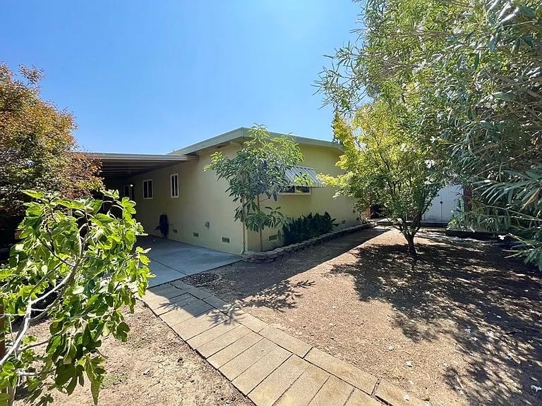 3063 Linda Vista Ave — Photo 18