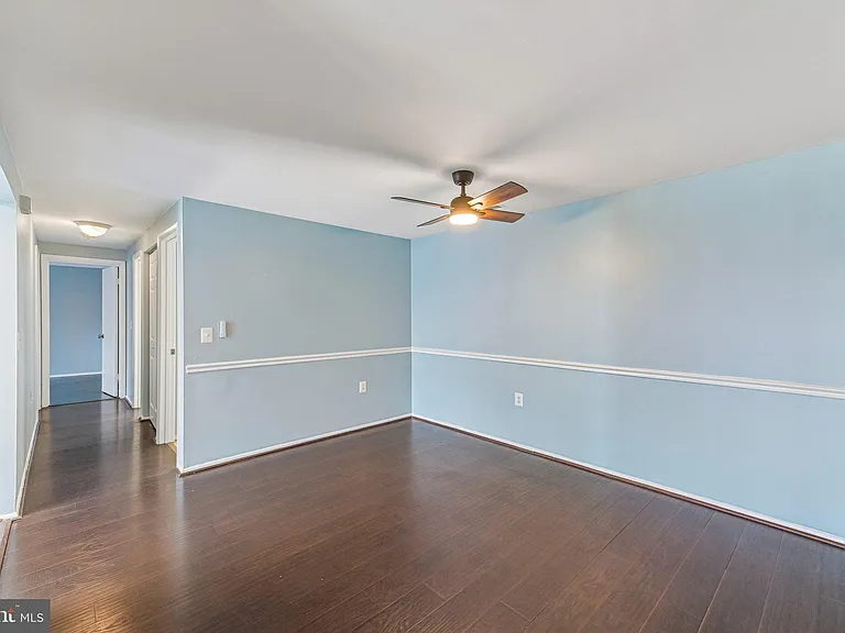 18131 Chalet Dr #301 — Photo 10