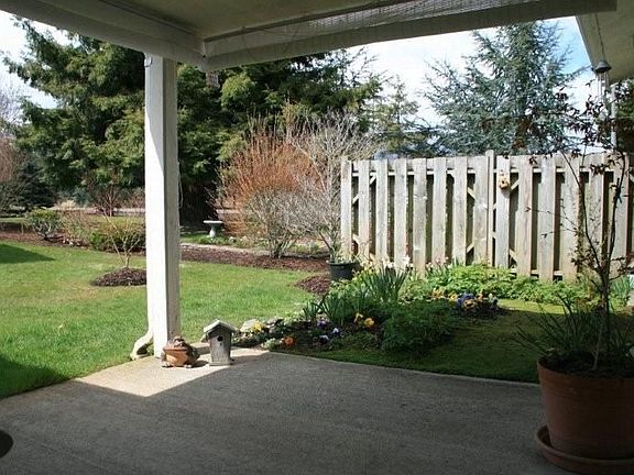 Deck and Grounds