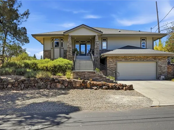 18317 N Shore Dr, Hidden Valley Lake, CA 95467