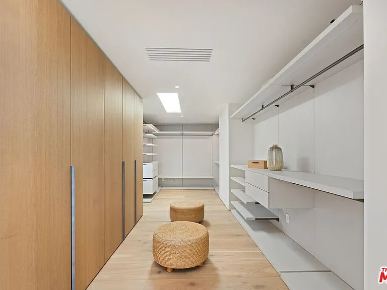 2501 Banyan Dr — Photo 45