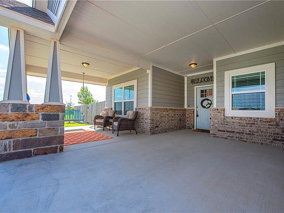 2nd image of 10008 NW 95th Ct