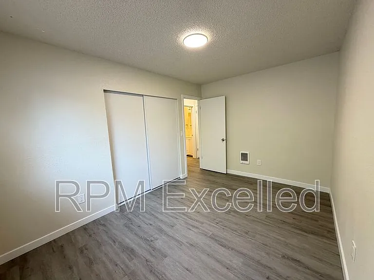 16006 34th Ave S #1 — Photo 12