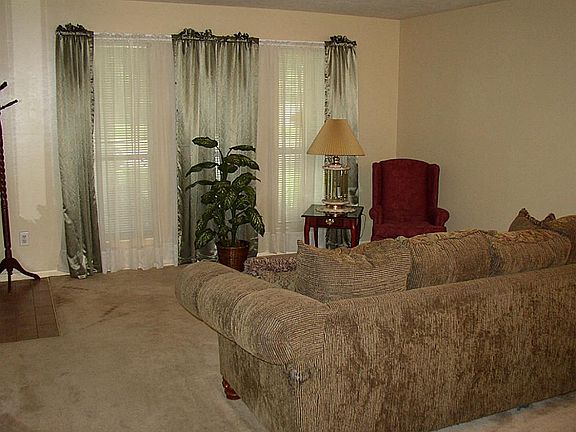 2nd image of 2214 Clemson Dr
