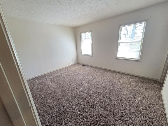 5th image of 4346 Redgate Rd