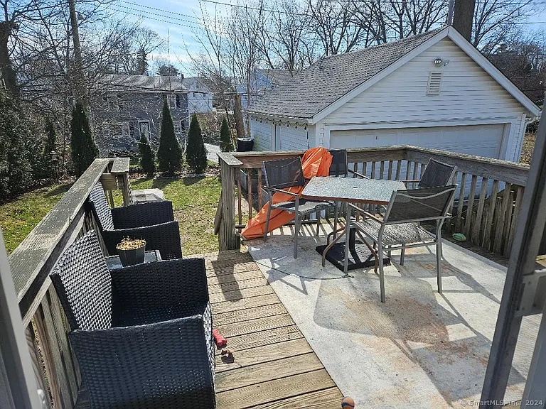 45 Ley St — Photo 17