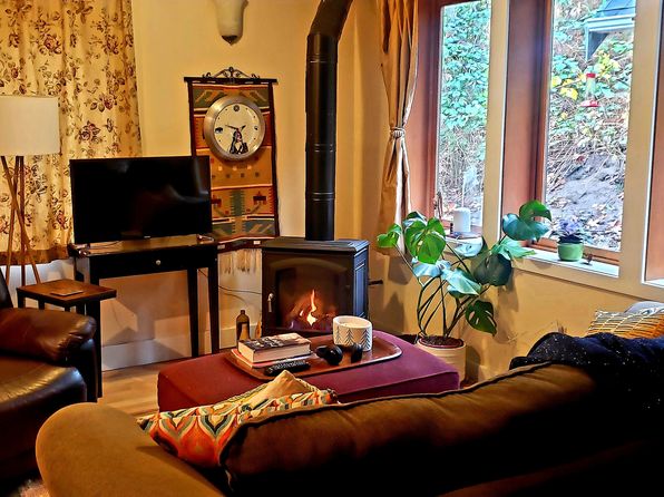 (undisclosed Address)