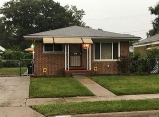 21066 Glen Lodge Rd, Ferndale, MI 48220