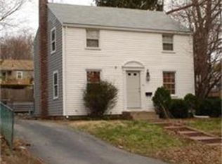 81 Jardine St, Springfield, MA 01107