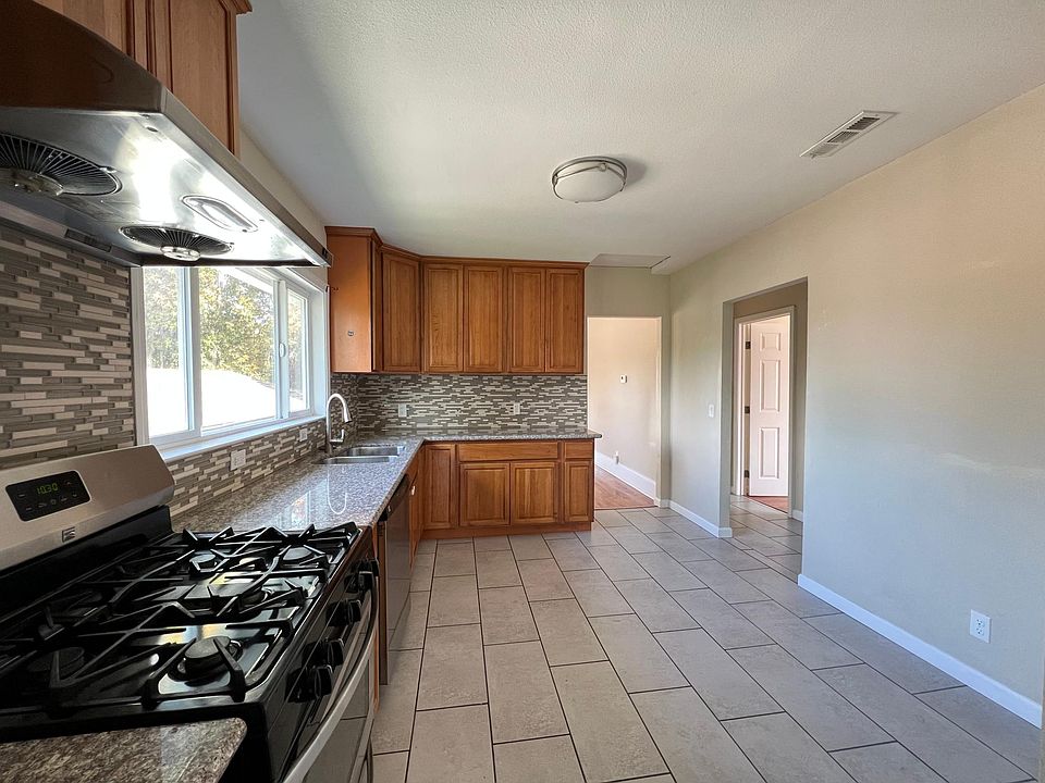 1st image of 6110 Sacramento Ave #6110