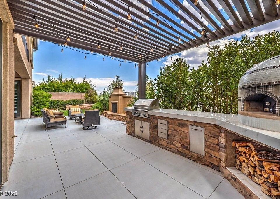 1st image of 3267 Royal Fortune Dr