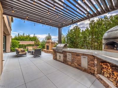 3267 Royal Fortune Dr, Las Vegas, NV, 89141