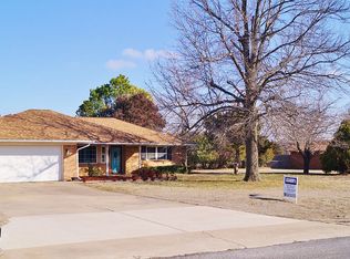 304 Mount Sheridan Rd, Lawton, OK 73507