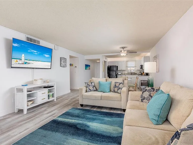 7405 Bay Island Dr S #321 — Photo 11