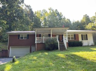 127 Sewanee Rd, Johnson City, TN 37601