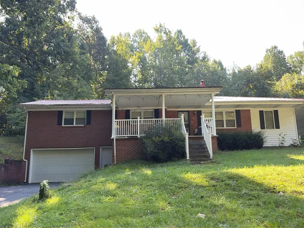 127 Sewanee Rd, Johnson City, TN 37601