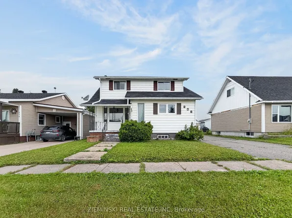 208 Marion St, Iroquois Falls, ON P0K 1G0