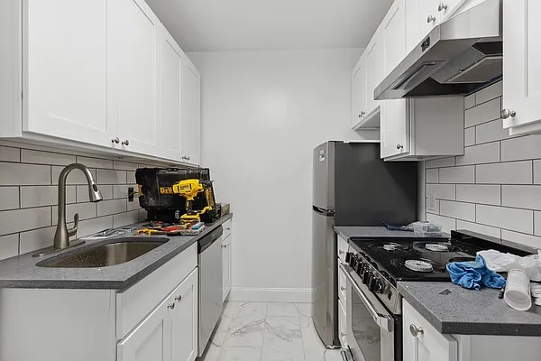 Rented by Corcoran | media 8