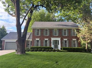 7905 Sagamore Rd, Leawood, KS 66206