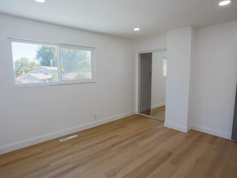 3330 Claudia Dr — Photo 27