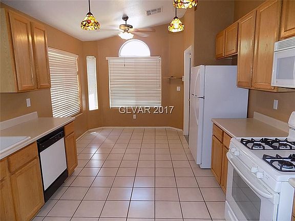 4th image of 2112 Sunset Vista Ave