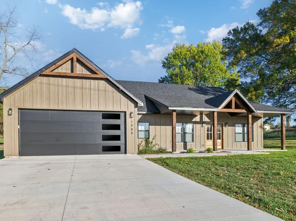 1988 Morris Road, Mountain Grove, MO 65711