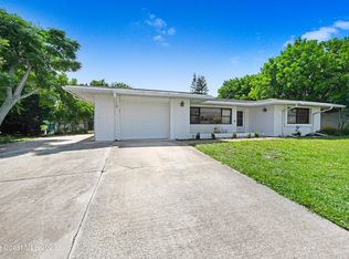 832 Damask St NE, Palm Bay, FL 32905