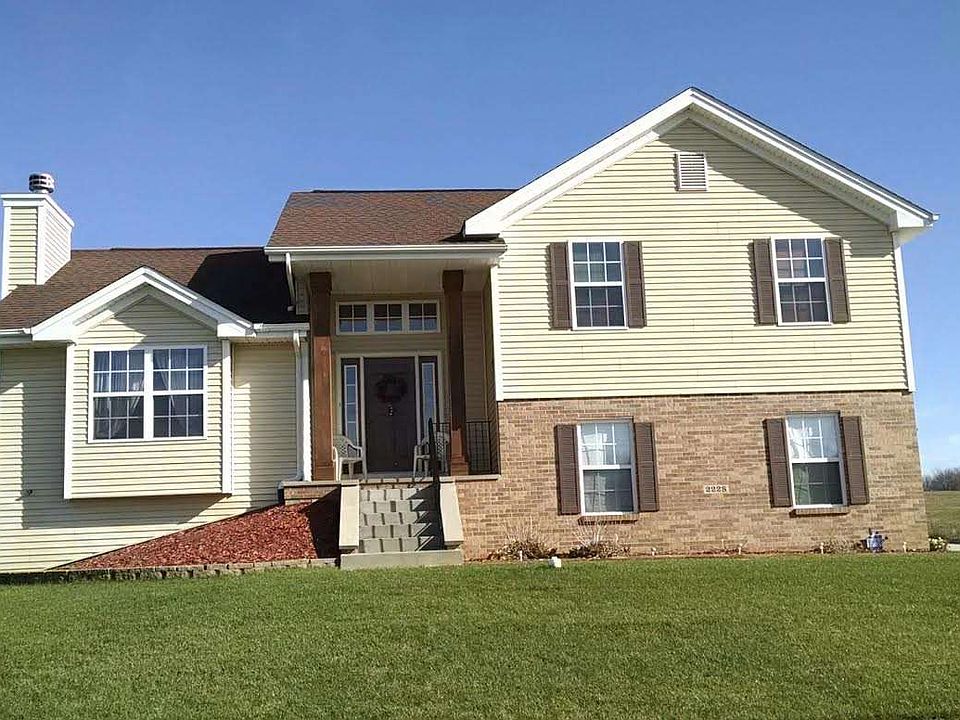 1st image of 2228 Maxine Ln