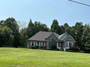 9625 Cooper Dr, Warrior, AL 35180