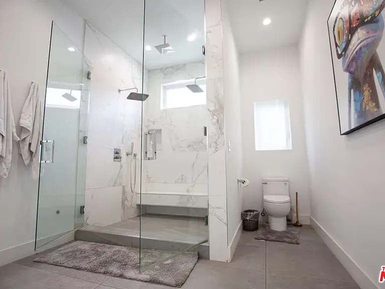 1420 Stearns Dr — Photo 5