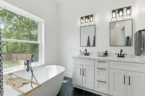 3715 Fairview Dr — Photo 14
