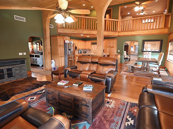 2nd image of 2377 Casino Rd