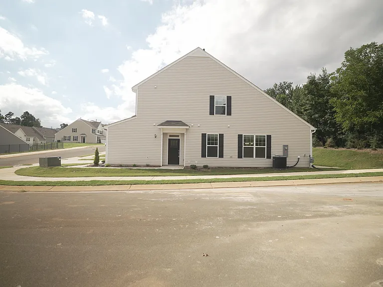 919 Hillman Ln — Photo 58