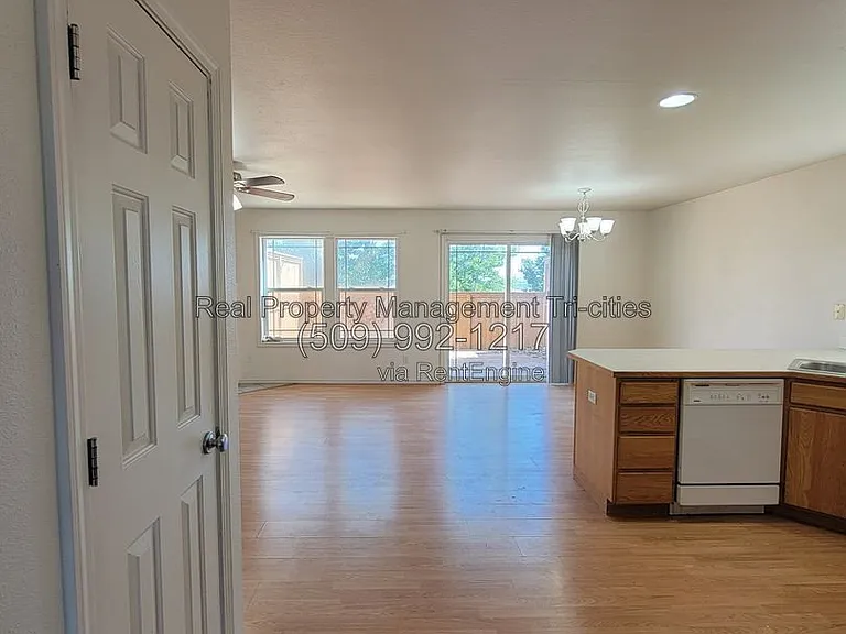 7606 Quadra Dr — Photo 5
