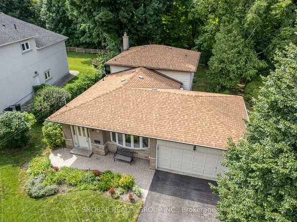 3422 Credit Heights Dr, Mississauga, ON L5C 2L9