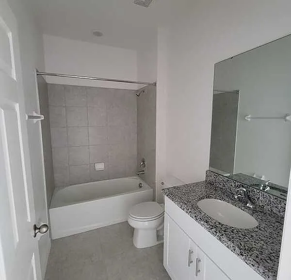 662 Fairview Ave — Photo 7
