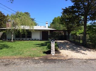 36 Cranberry Rd, Montauk, NY 11954