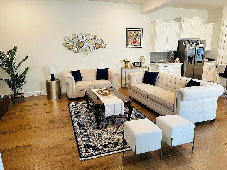 7827 Piedmont Ave — Photo 2