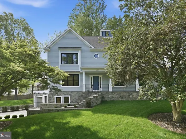 6801 Crutchfield St, Falls Church, VA 22043
