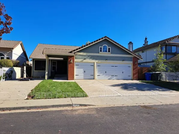 143 Buttercup Cir, Vacaville, CA 95687
