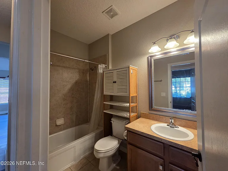 1912 Covemont Ct — Photo 20