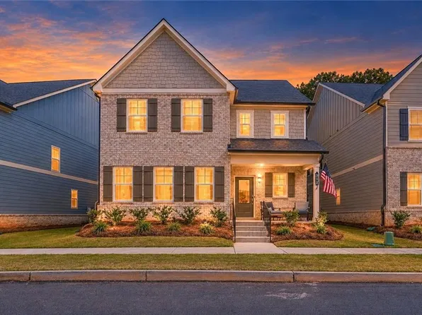 305 Fraley Dr, Woodstock, GA 30188
