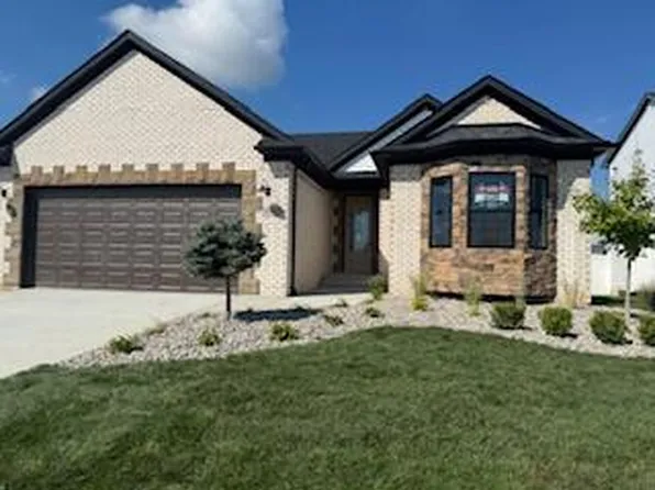 5033 Wilshire Dr #68, Dundee, MI 48131