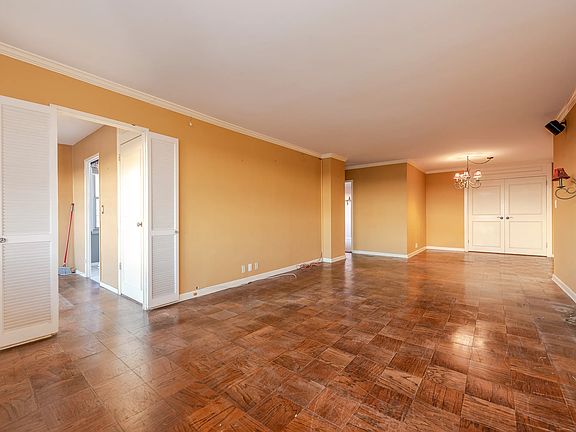 4th image of 70-25 Yellowstone Blvd APT 22J