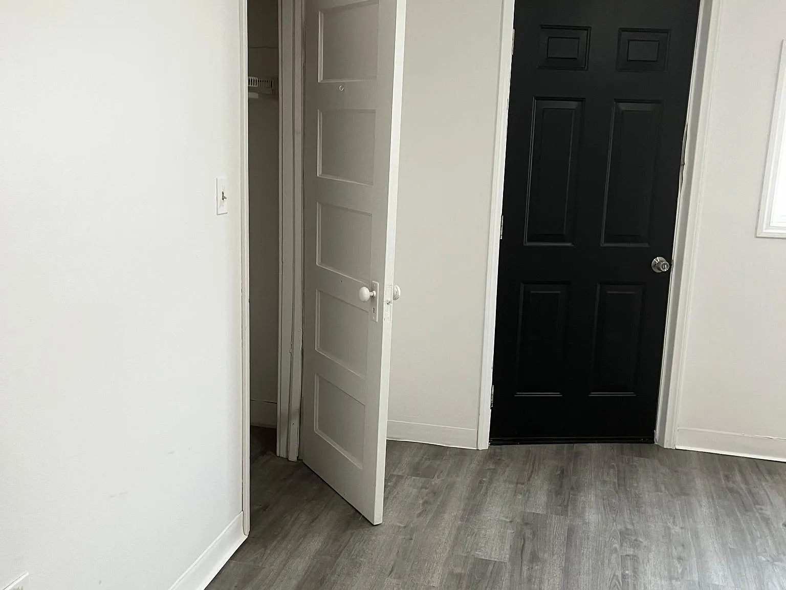 326 Taylor Ave — Photo 3